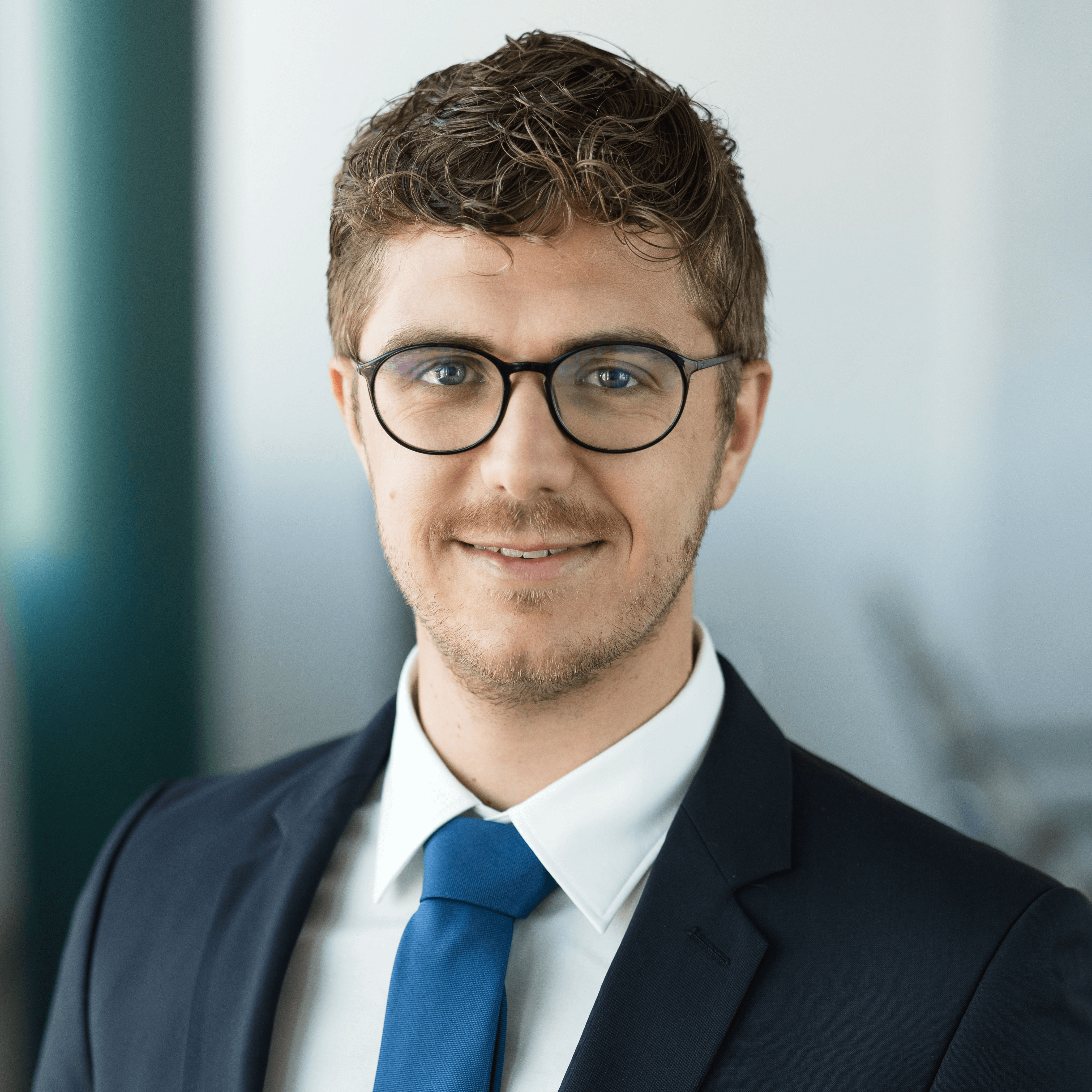 Dr. Maximilian  Kosich